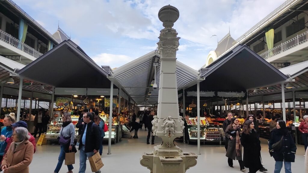 Entrada do Mercado do Bolhão